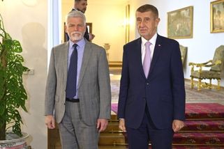 Na summit NATO by podle Pavla mohli jet on i Babiš, sejde se s ním příští týden | ČeskéNoviny.cz